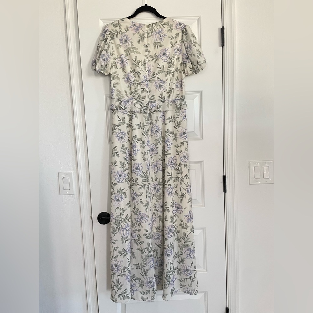 Gal Meets Glam Cassidy Cream Maxi Dress with Lavender Floral Print - Picture 5 of 14